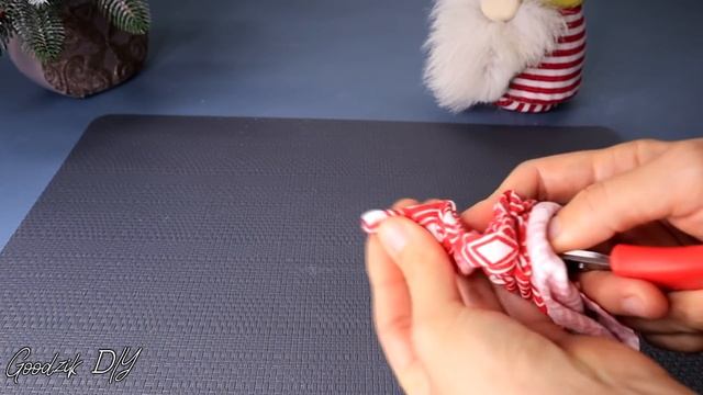 НЕОБЫЧНЫЕ Новогодние скандинавские гномики своими руками / DIY Christmas extraordinary Gnomes смотреть онлайн