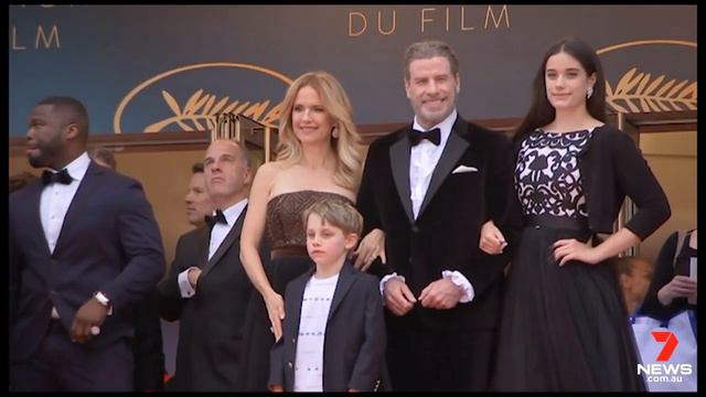 Kelly Preston, actress and John Travolta's wife, dies aged 57 смотреть онлайн