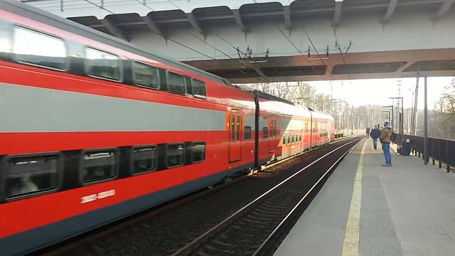 ЭШ2-024 Аэроэкспресс На станции Водники смотреть онлайн