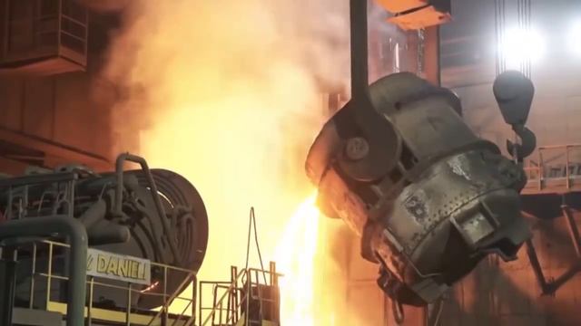 Технологию подсмотрел у металлургов: в Серове шеф-повар сварил молекулярный суп, как сталь