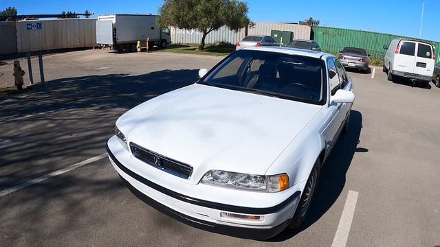 1991 Acura Legend L walk around + cold start смотреть онлайн