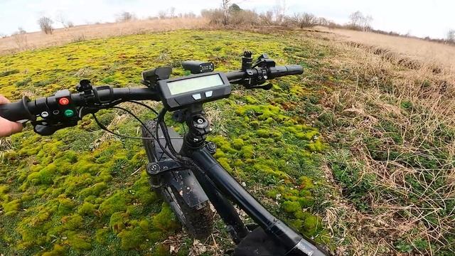 У меня электровелосипед. И я лажу там, где чёрт ногу сломит! смотреть онлайн