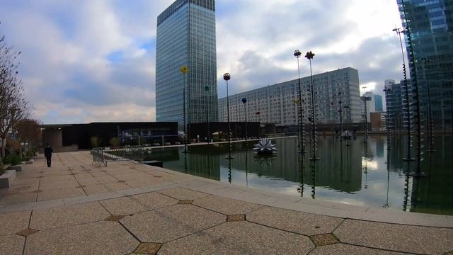 Melia Paris La Defense Hotel Tour and Paris Metro: Part 1 of Paris Anniversary Celebration Trip смотреть онлайн