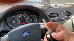 Выкидной ключ на Форд Фокус 2