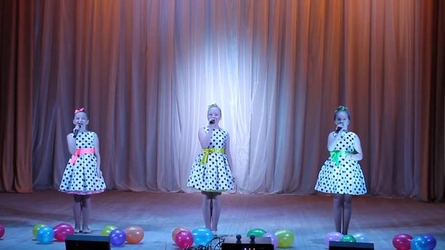 Вокальная группа "Кокетки", Минская обл., Минский р-н, агрогородок Новоселье - "Плакали зверушки" смотреть онлайн