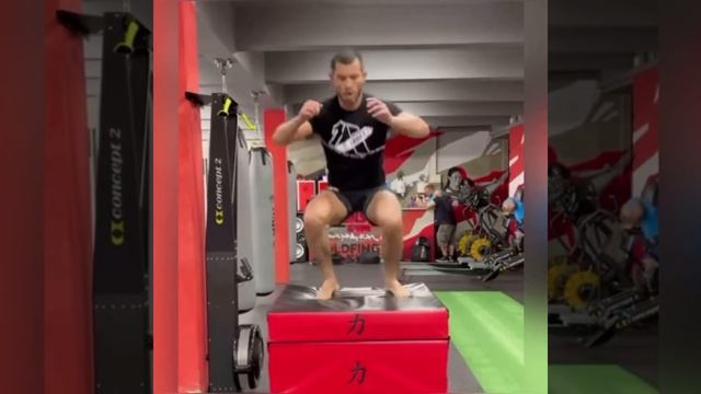 МАХМУД МУРАДОВ СИЛОВАЯ ТРЕНИРОВКА ПЕРЕД БОЕМ НА UFC АВГУСТ 2021 смотреть онлайн