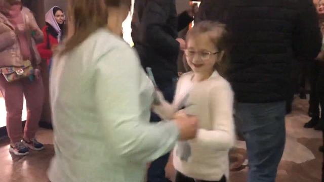 Зажигательные Танцы. Отдыхаем. Танцы-шманцы смотреть онлайн