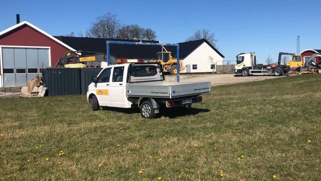 Pickup VW Transporter T5 2.0 TDI Pickup 4MOTION (140hk) смотреть онлайн