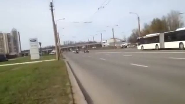 Subaru Tribeca 3.6 vs Ford Explorer 3.5 294 смотреть онлайн