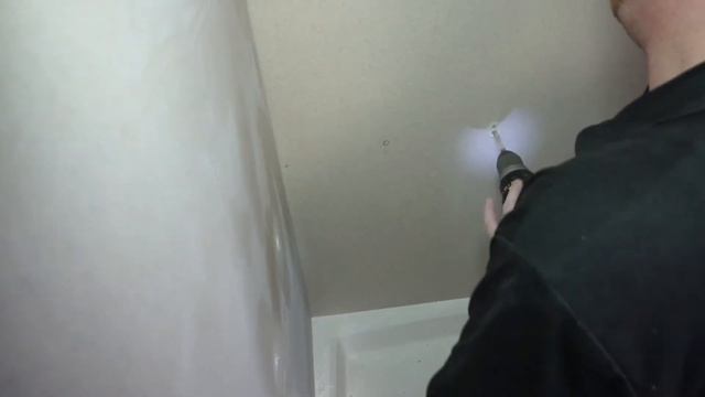 How To Install a Shower Corner Seat - Tower Industries Solid Surface смотреть онлайн