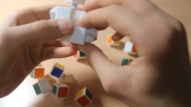 Как разобрать, и собрать кубика рубика что бы ни сломались детали смотреть онлайн
