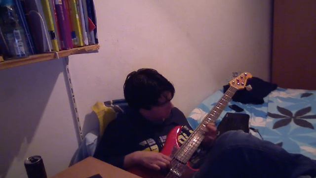 Muse - Hysteria (bass Cover, Not Precise)