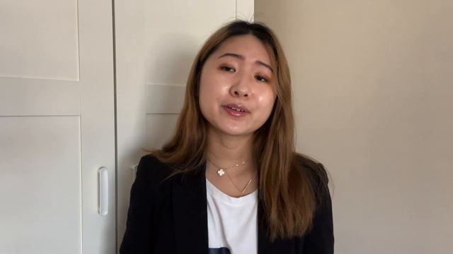 Investment Banker vs. Management Consultant React to the Goldman Sachs Working Conditions Survey смотреть онлайн