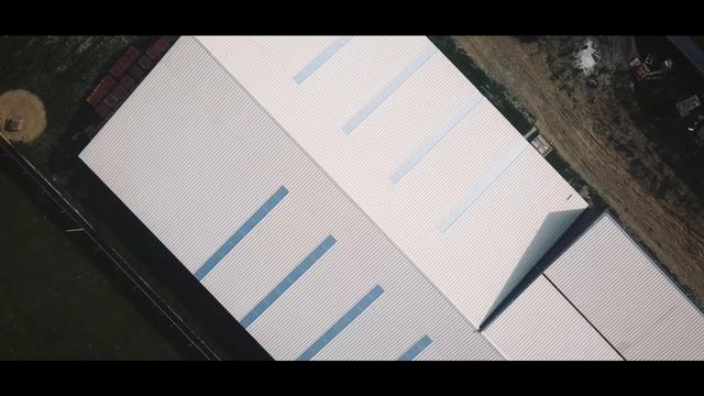 Как сэкономить на промышленном освещении? Светопрозрачные сэндвич-панели Rodeca для промстроя. смотреть онлайн