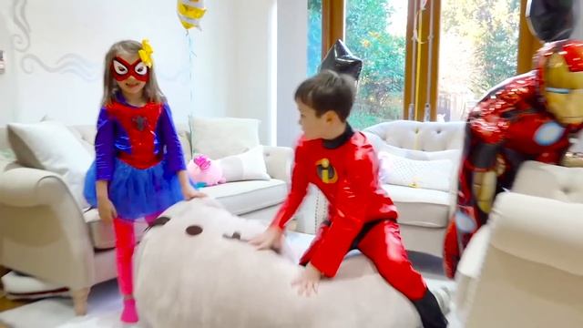 Макс и его подарки на День Рождения 9 лет смотреть онлайн