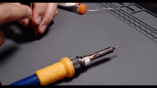 How to solder through hole Diodes, Resistors , LED's, and Keyboard Switches смотреть онлайн