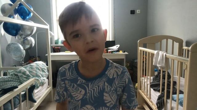 Новый 2023 год что мне подарил? Дед Мороз? смотреть онлайн