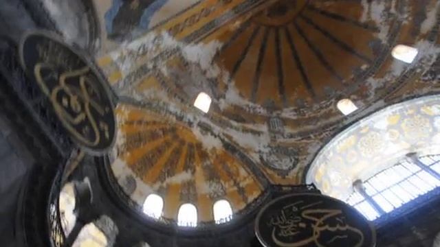 Exploring the AyaSofya Mosque (former Hagia Sofia Church) in Istanbul, Turkey смотреть онлайн