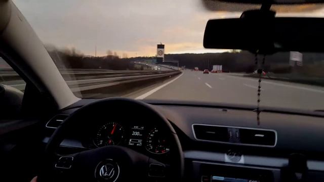 Passat b7 1.6TDI 211km/h смотреть онлайн