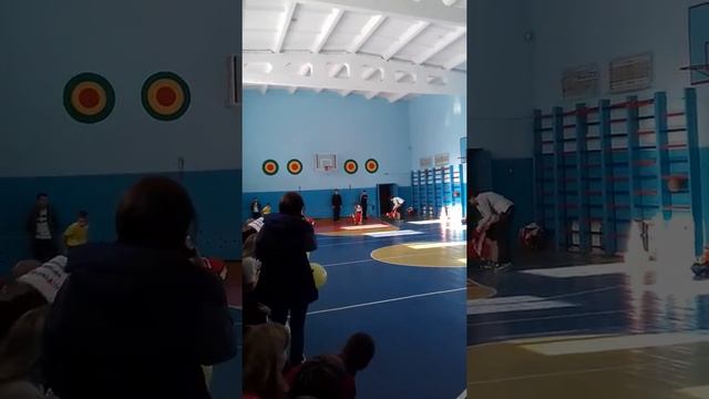 Первая попытка конкурса с переодеванием, 2В, 10.02.2018 г. смотреть онлайн