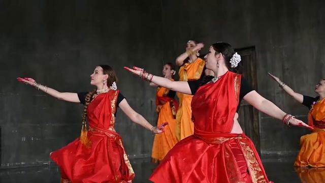 Aigiri Nandini - Navaratri Dance | Amritsar Project Moscow| Semi-classical Russia