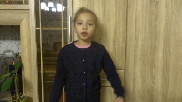 Шевелева Варвара читает произведение И.А. Крылова "Чиж и голубь" смотреть онлайн