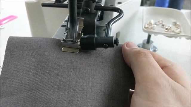 Пуговичная машина челночного стежка JUKI LK 1903 пришивание пуговицы на "ножке" смотреть онлайн