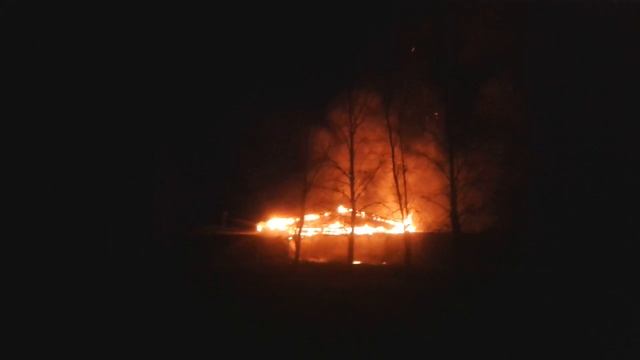 Пожар. Горит склад оптового ветмагазина смотреть онлайн