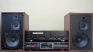 Pioneer A 209R  Westra speakers