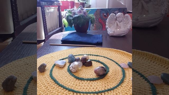 ГАДАНИЕ НА КАМНЯХ❗ДЕВА❗ЧТО ПРИДЁТ, ЧТО УЙДЁТ В МАЕ❗СОВЕТ ОТ РУН❗ смотреть онлайн