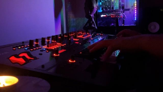 Roland JD-XA Custom Patch 'Apocalypse' смотреть онлайн