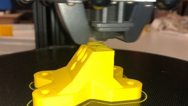3D printed 1x1x1m 5 axis cnc / 3D printer part 1: XYZ axis смотреть онлайн