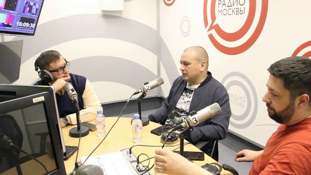 Советы для дачного сезона от Мужиков у плиты на Радио Москвы! смотреть онлайн