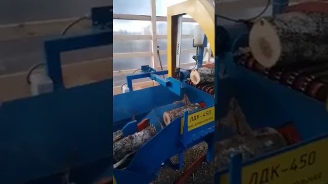 Колка дров дровоколом ЛДК-450 смотреть онлайн