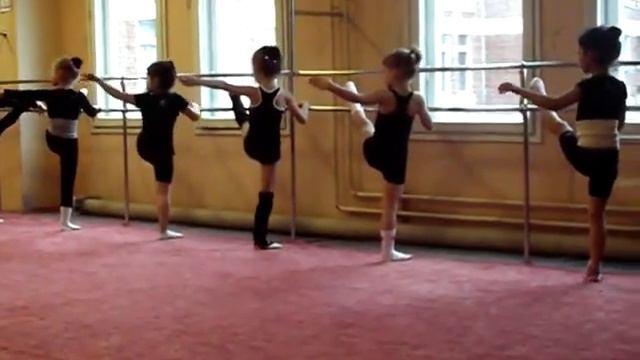 Хореография. Открытый урок 16.05.11 часть 2 смотреть онлайн