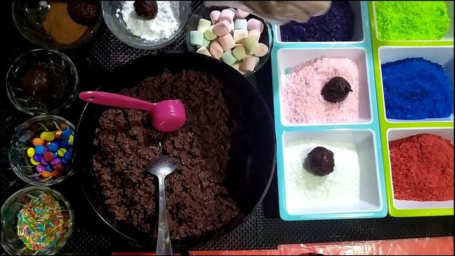 Choco Balls | Amie's No Bake Munchkins смотреть онлайн