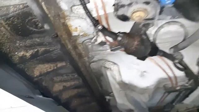 Замена тормозных трубок, на Mercedes Benz, W164, Star Diagnosis, Замена тормозных трубок на W164. смотреть онлайн