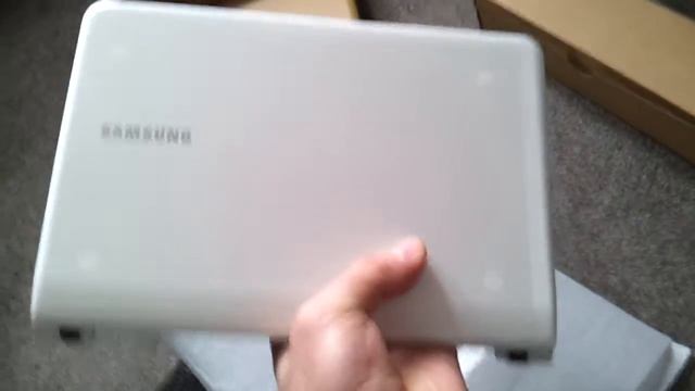 Samsung NC110 NetBook unboxing