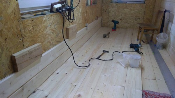 Веранда строится , дела идут 👍  The veranda is being built , things are going on 👍