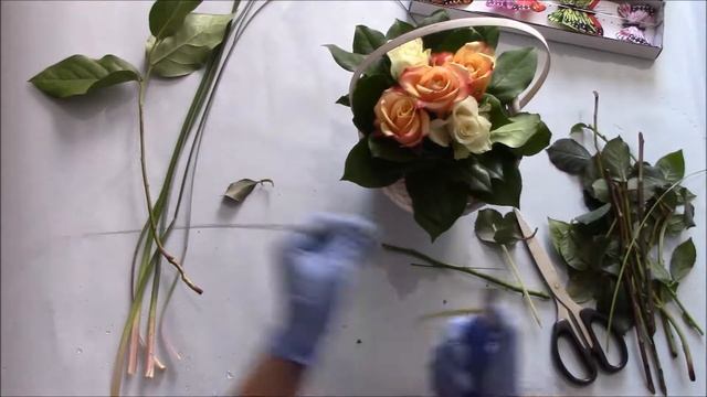 Как сделать простую цветочную композицию из живых цветов смотреть онлайн