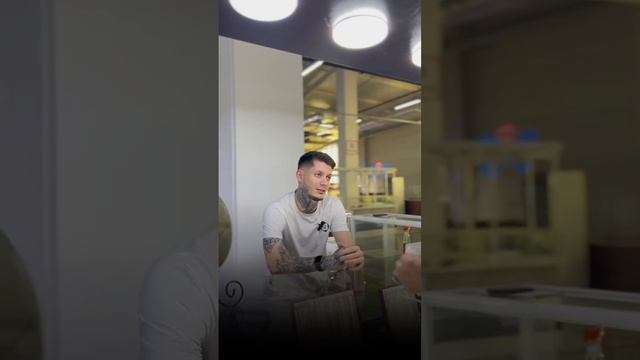 ПОЧЕМУ У НАС ТАК ДЕШЕВО?! смотреть онлайн