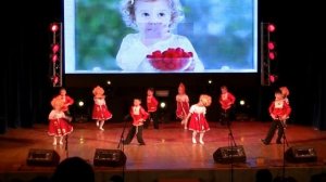 танец "Ягодка малинка"