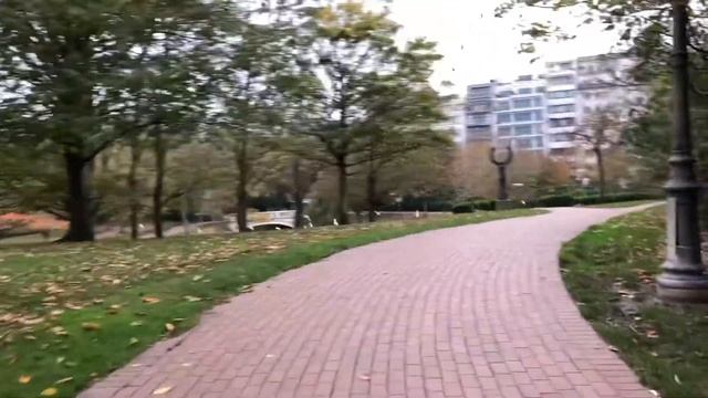 Прогулка по городу Остенде смотреть онлайн