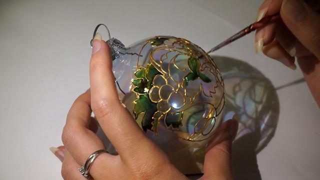 Мастер класс роспись елочного шара - как рисовать корзину с фруктами Vitrail Cerne Relief Pebeo смотреть онлайн