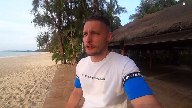 Тайланд или Эмираты? Тачки или мопеды? Слоны или верблюды? Тайский массаж или арабская ночь? смотреть онлайн