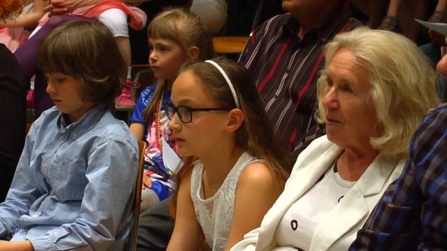 Vlastivědný písničkopis s Martinou Kociánovou a Svatoplukem Schullerem смотреть онлайн