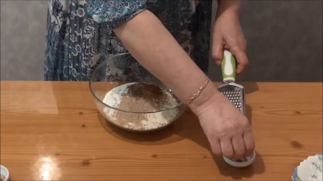 КЕКСЫ ТВОРОЖНЫЕ. ПОЛЕЗНЫЕ С ОВСЯНЫМИ ХЛОПЬЯМИ смотреть онлайн