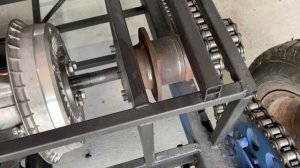 Вездеход Травник.  Механизм поворота для гусеничных вездеходов