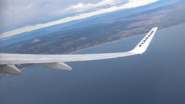 BARCELONE RYANAIR TAKE OFF SONY HDR-GW66 смотреть онлайн