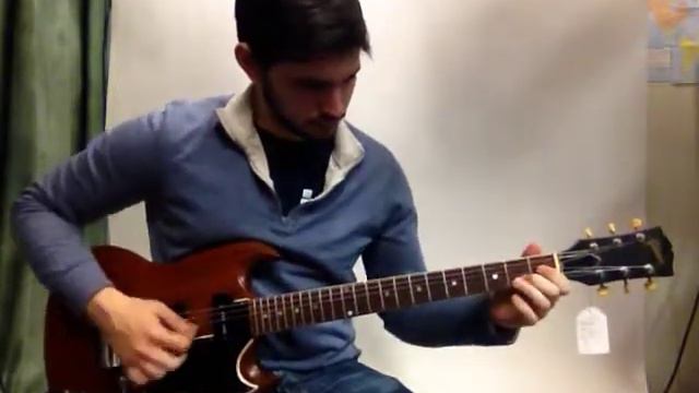 Gibson SG Special смотреть онлайн